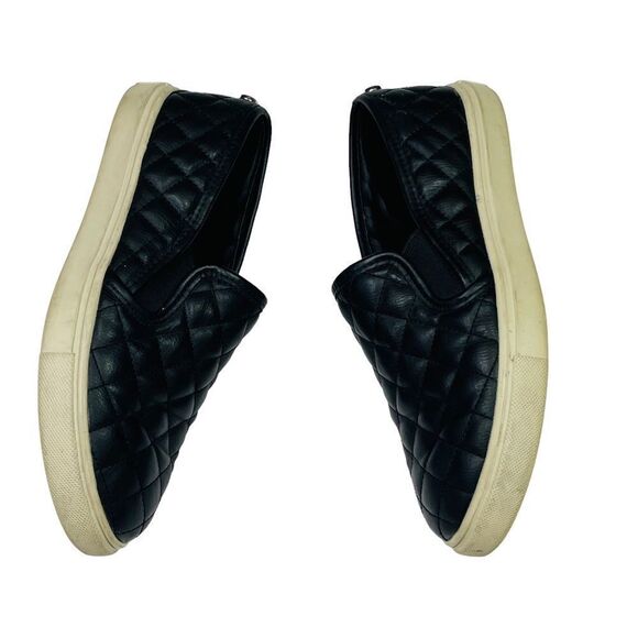 Steve Madden ECENTRCQ Black Leather Quilted Slip-On Sneakers - Size 6 - Picture 9 of 16